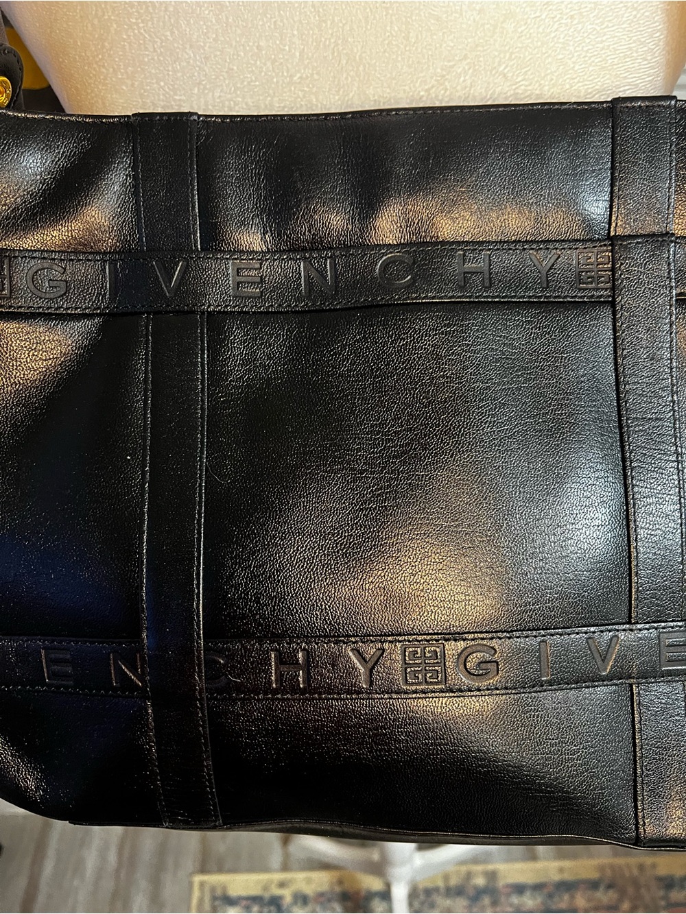 Authentic Vintage GIVENCHY Black
Leather Shoulder Bag - Picture 4 of 16